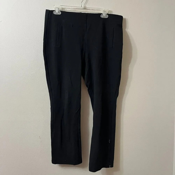 Chicos Womens Black Pants Sz 10 / 1.5 Short Stretch Slash Pockets Pull On - Picture 4 of 8